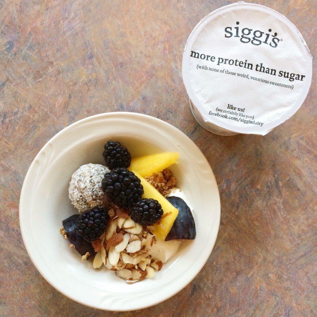 Siggi's and Fruit